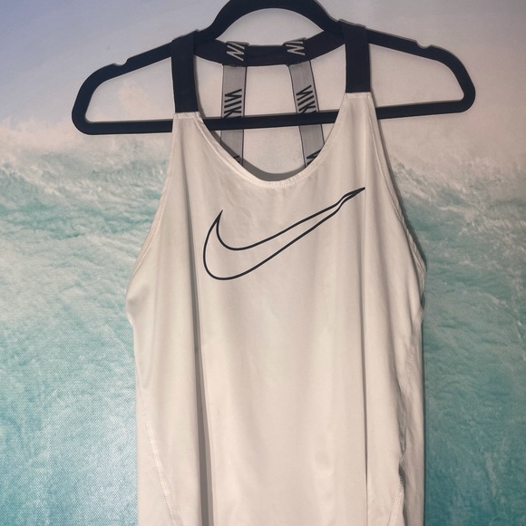Nike, Dri-Fit, small, very good condition. - Picture 3 of 9